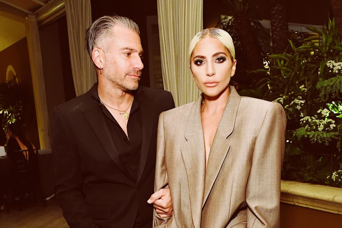 775242444SH00004_ELLE_s_25t “A Love Is Born”: Lady Gaga sposa l’agente delle star Christian Carino.
