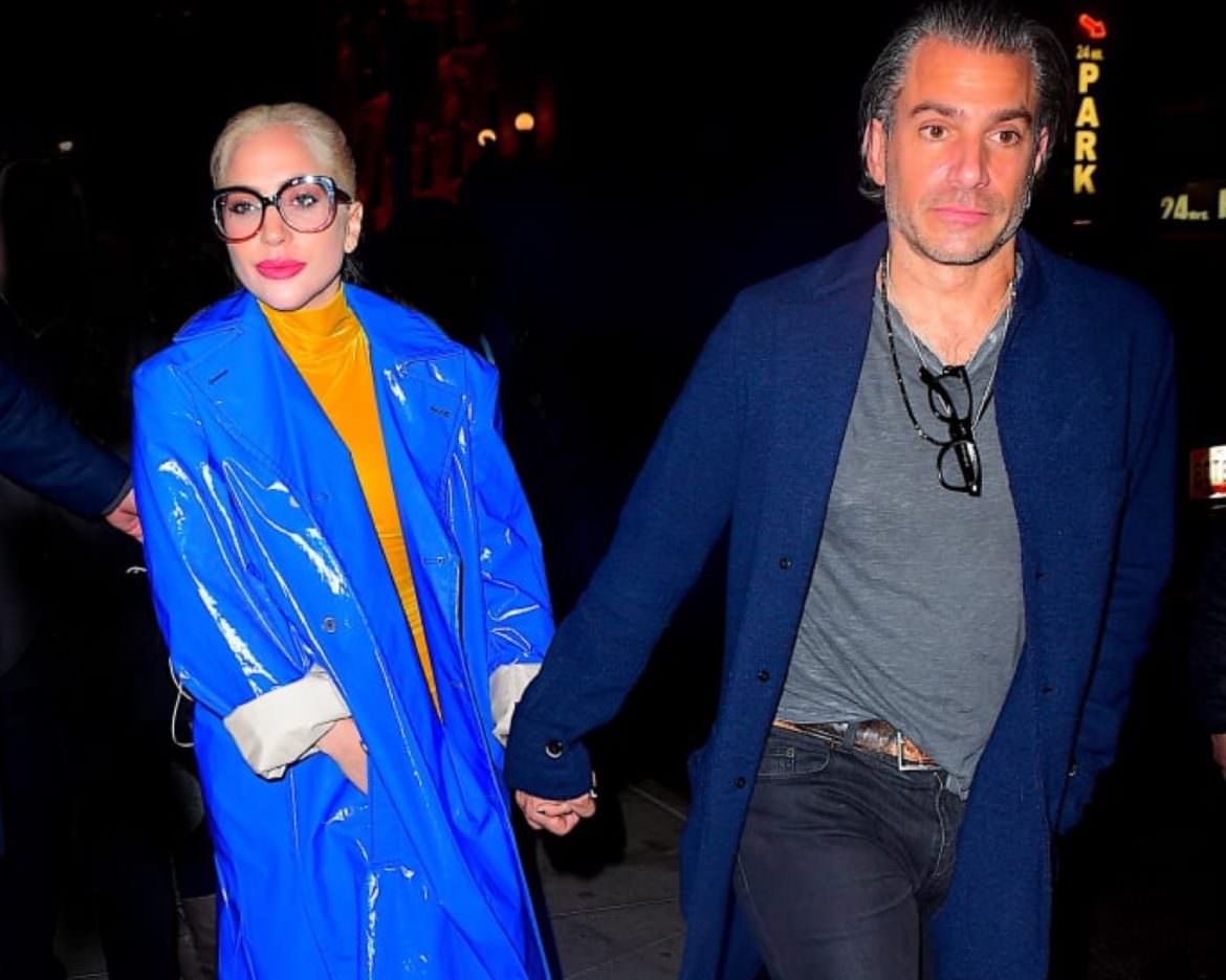 “A Love Is Born”: Lady Gaga sposa l’agente delle star Christian Carino.